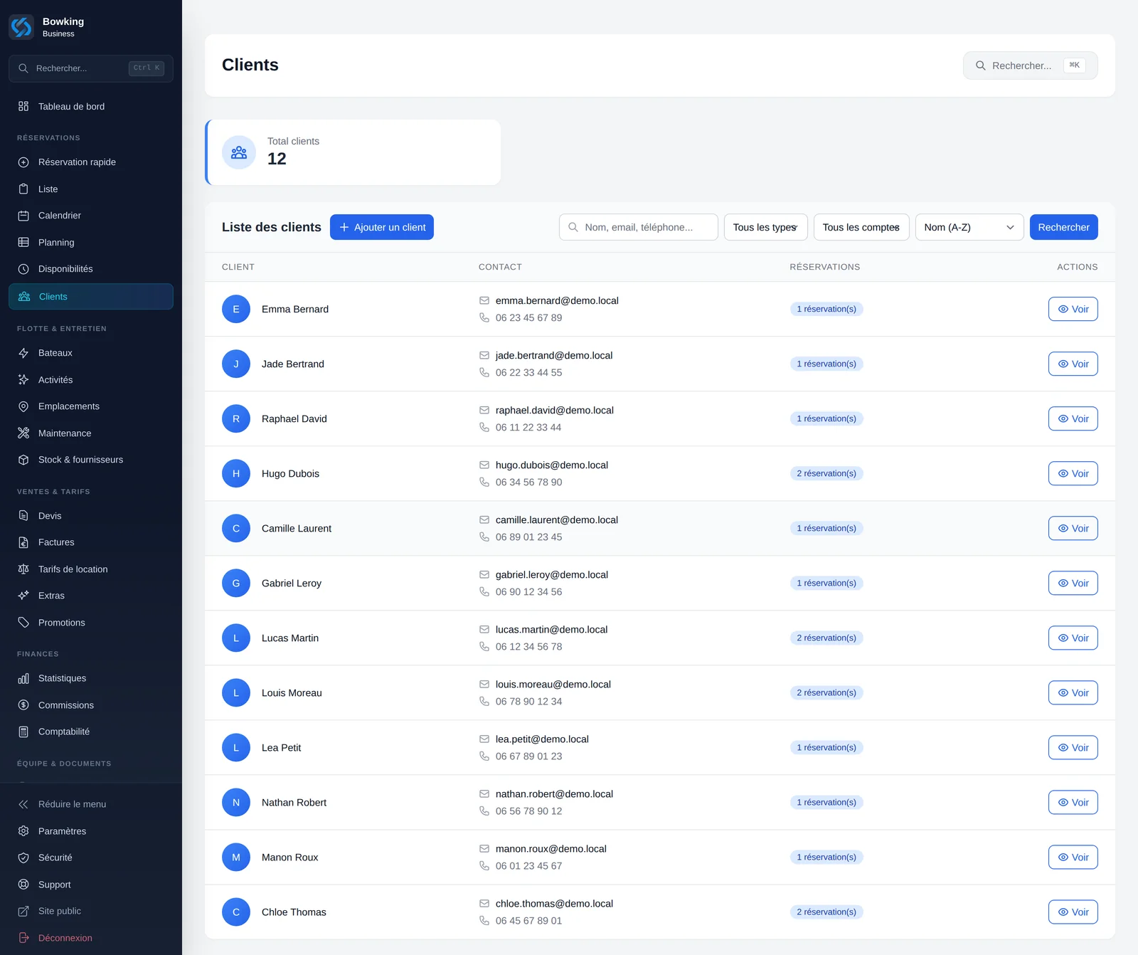 Fiches clients dans SeaBook, avec coordonnées, société et historique
